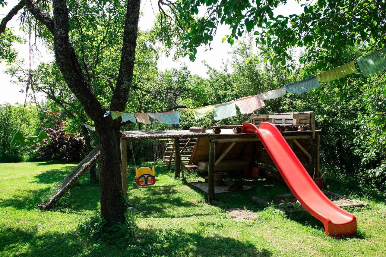 Na Okic - A Private Forest Oasis Sveti Martin pod Okicem Bagian luar foto